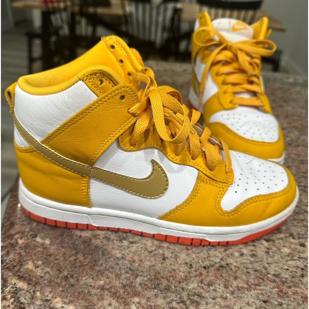 Size 6- Nike Dunk High University Gold Orange 2021- used a few times